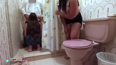 သူစိမ်းနှင့် လိင်ဆက်ဆံပါ။